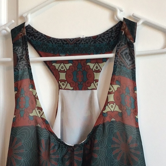 Beautiful Razor Back Tank - Picture 8 of 10